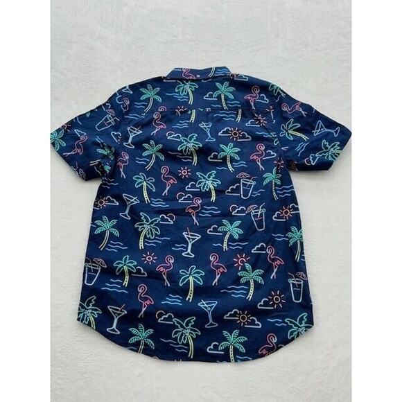 Chubbies The One Man Wolf Pack Friday Shirt Tropical Button Down Blue M NEW - Picture 9 of 9